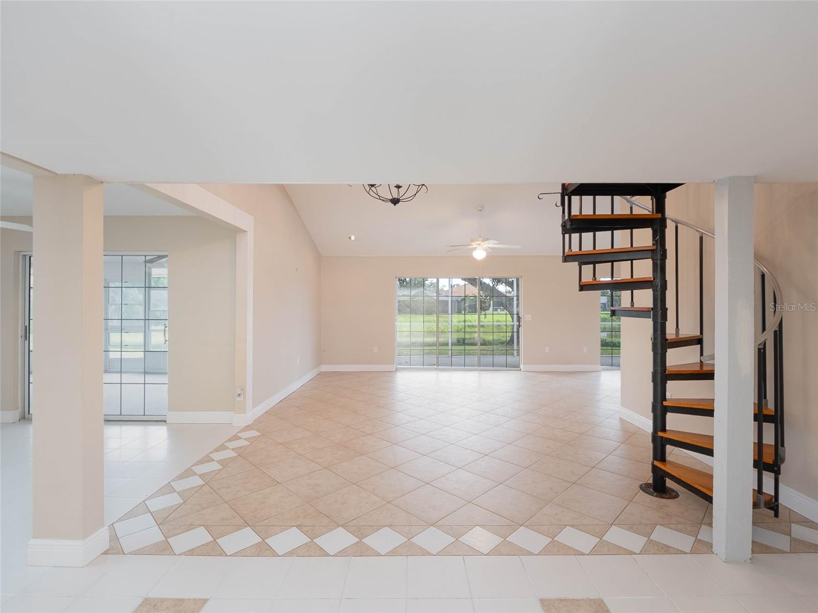1141 SLEEPY HOLLOW COURT