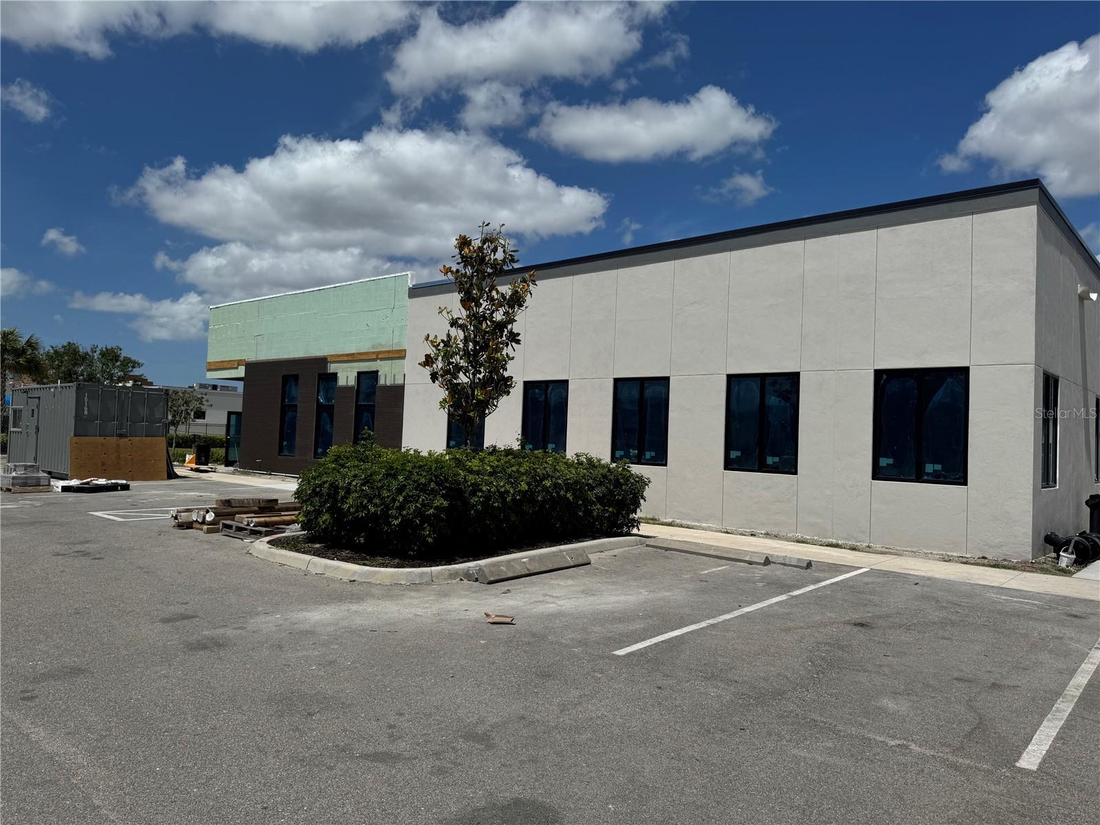 FRUITVILLE COMMONS LAND CONDO - Commercial Lease