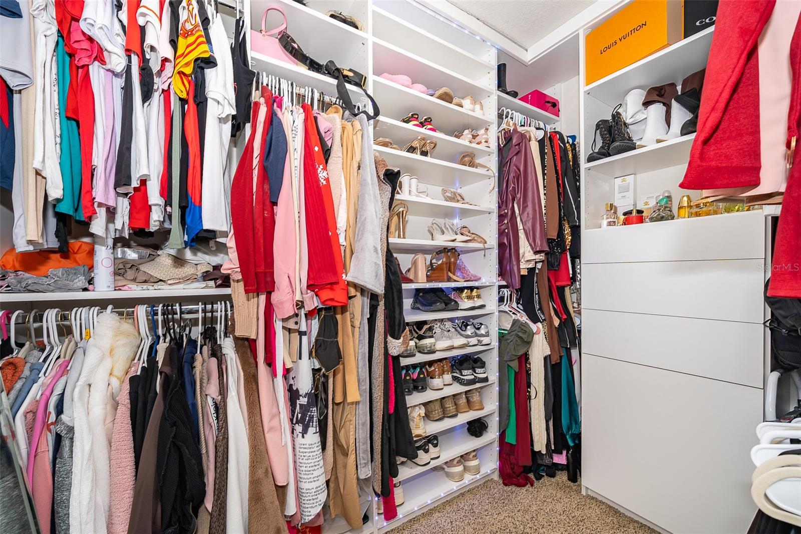 VILLAGIO - Residential Lease