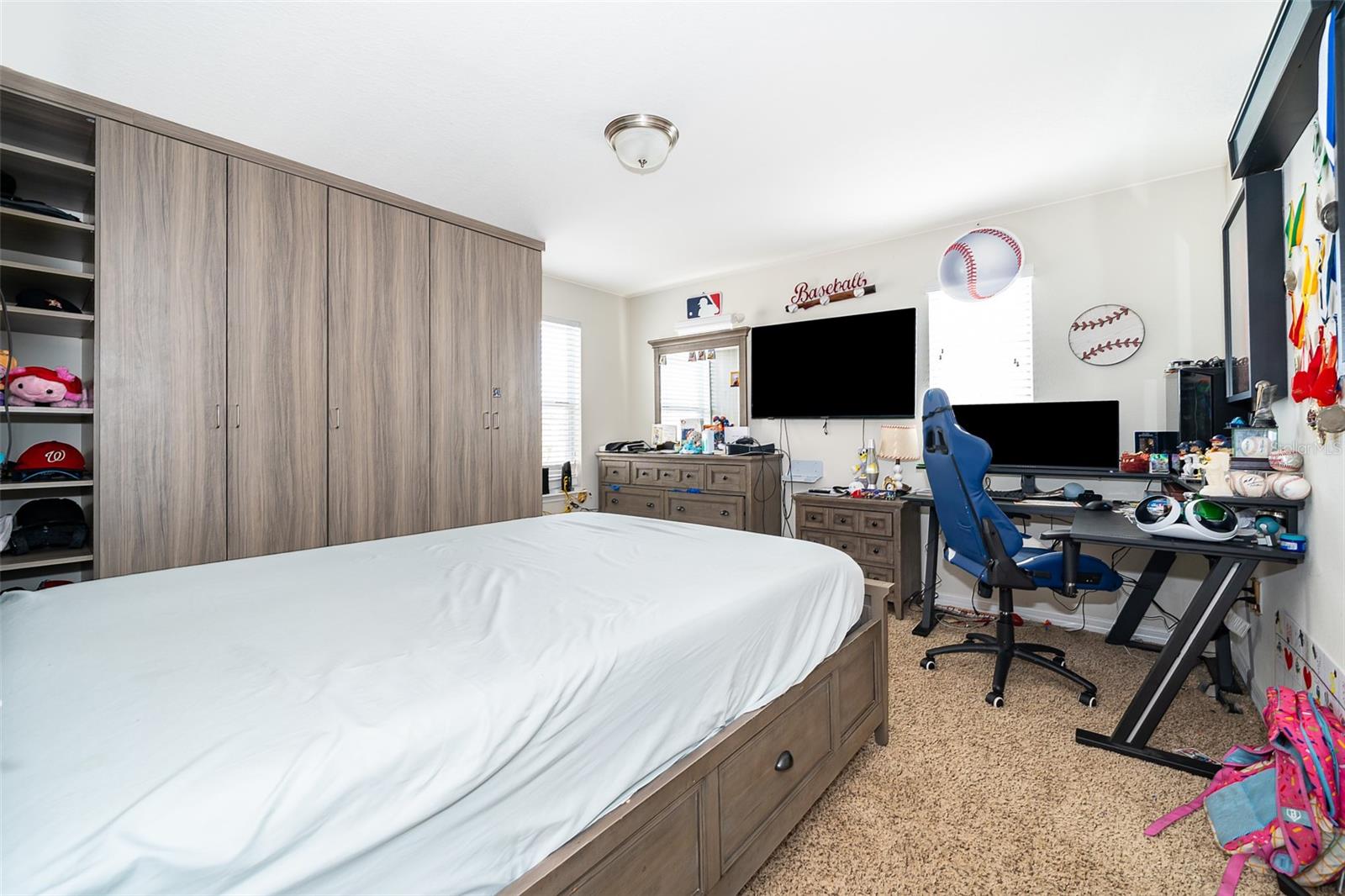 VILLAGIO - Residential Lease