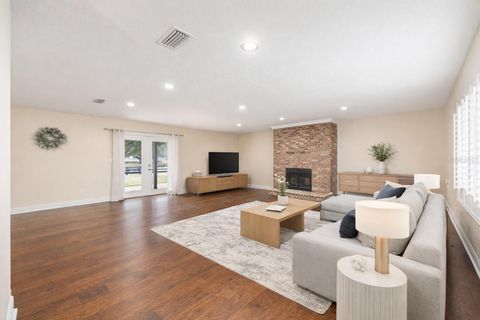 Tiny photo for 12009 NE 8th Court, Ocala, FL 34479 (MLS # OM714699)