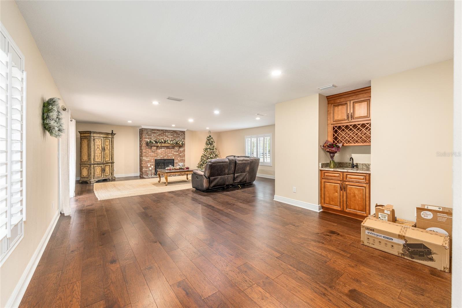 MEADOW LANDS - Residential