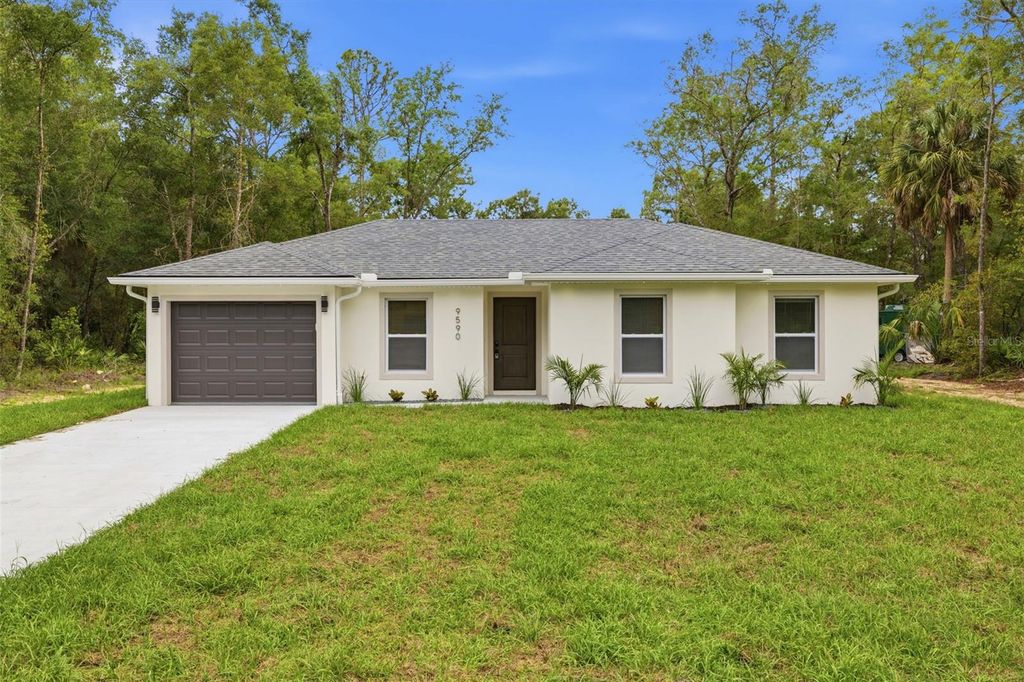 Photo of 9590 W Tennessee Lane, Crystal River, FL 34428 (MLS # TB8514175)
