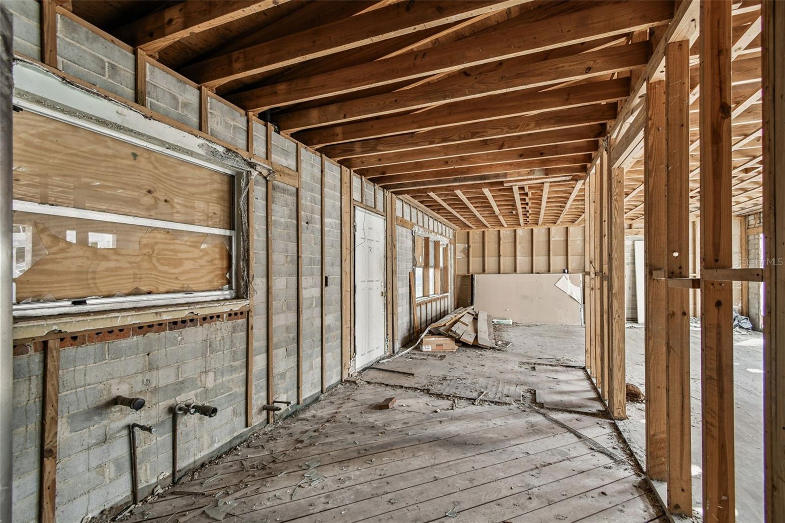 LAKE SUE PARK - Land