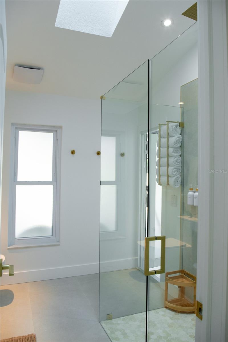 VENICE GARDENS SEC 3 - Residential