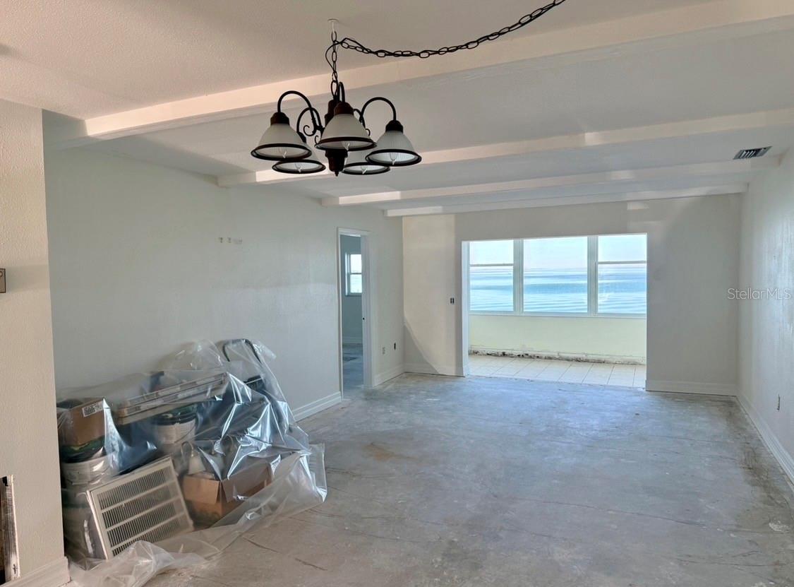 ROYAL STEWART ARMS - Residential