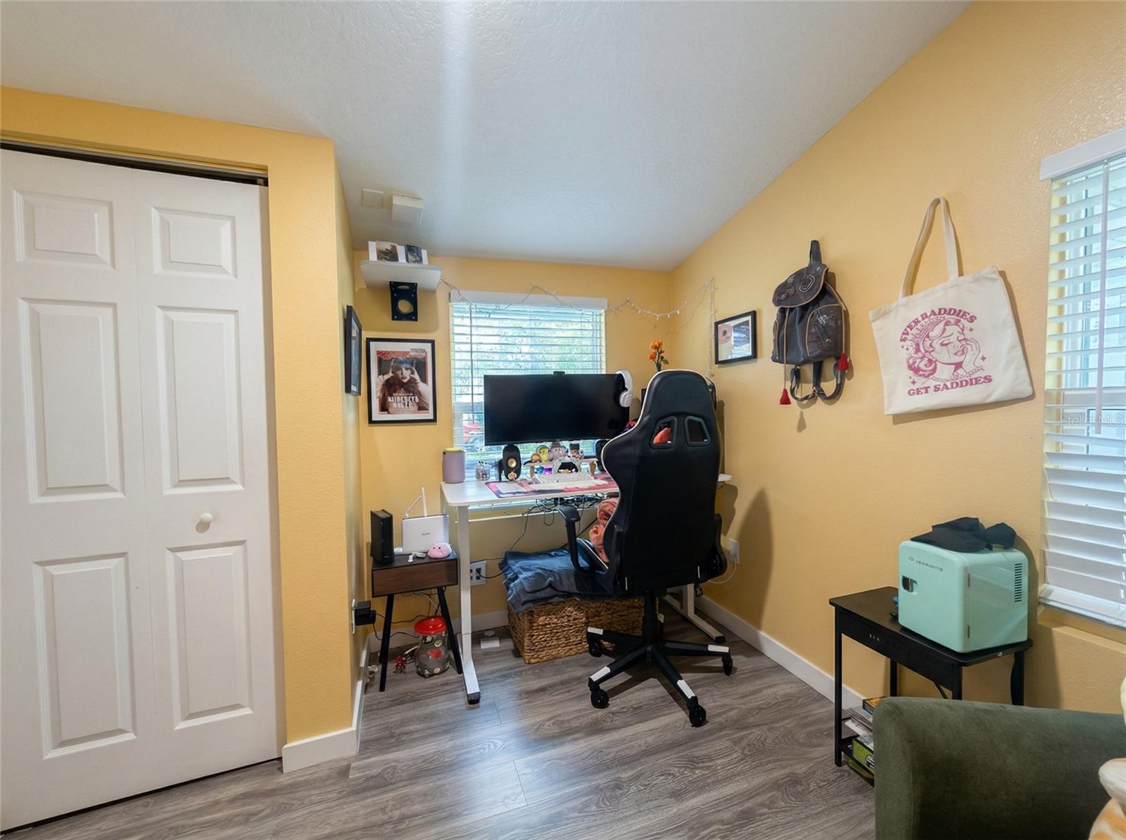 PINE GROVE PARK - Residential