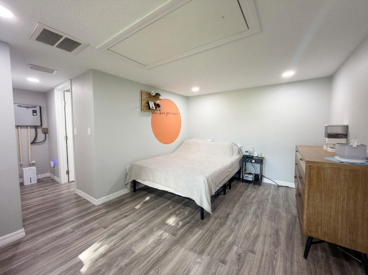 PINE GROVE PARK - Residential