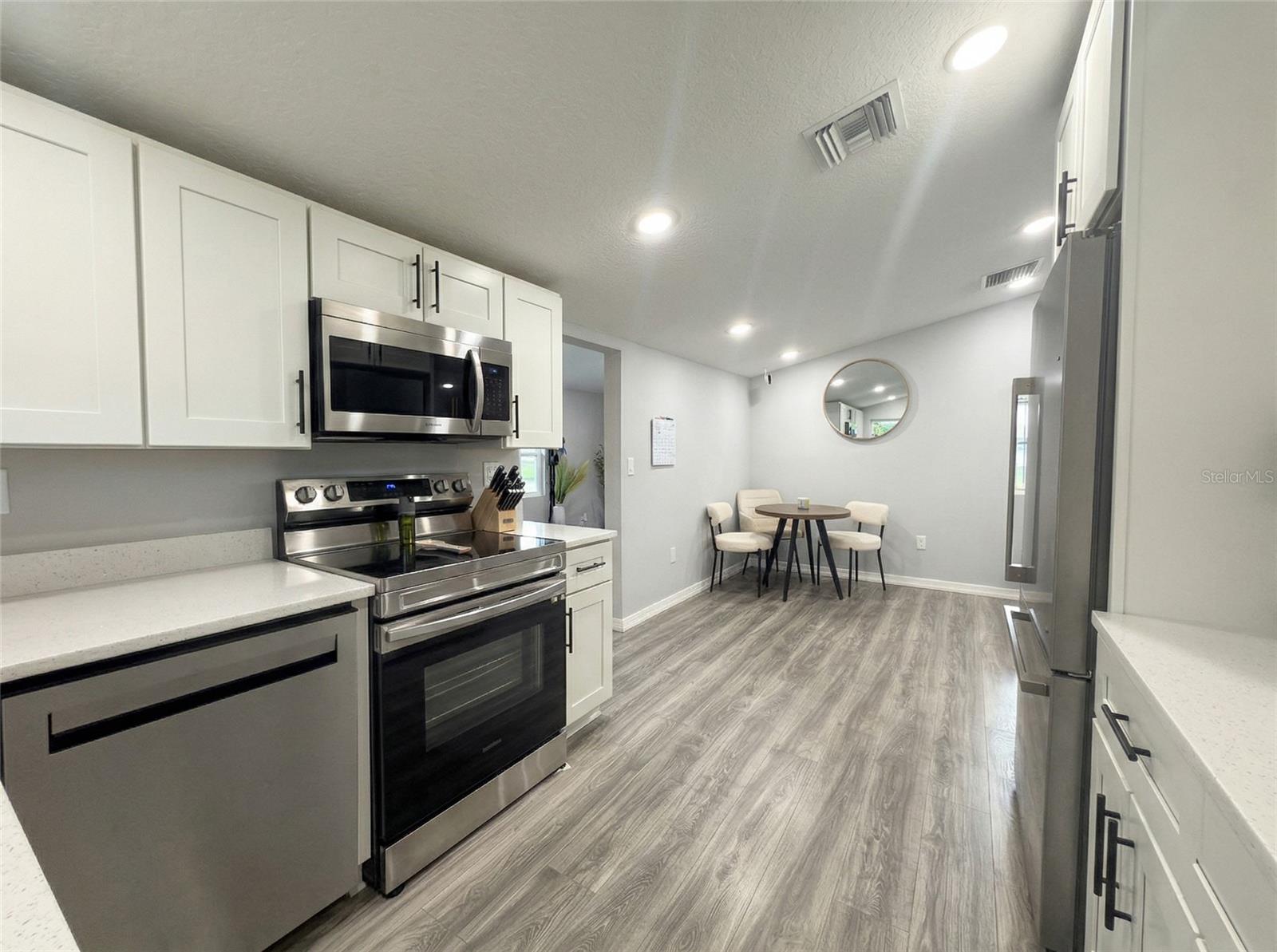 PINE GROVE PARK - Residential