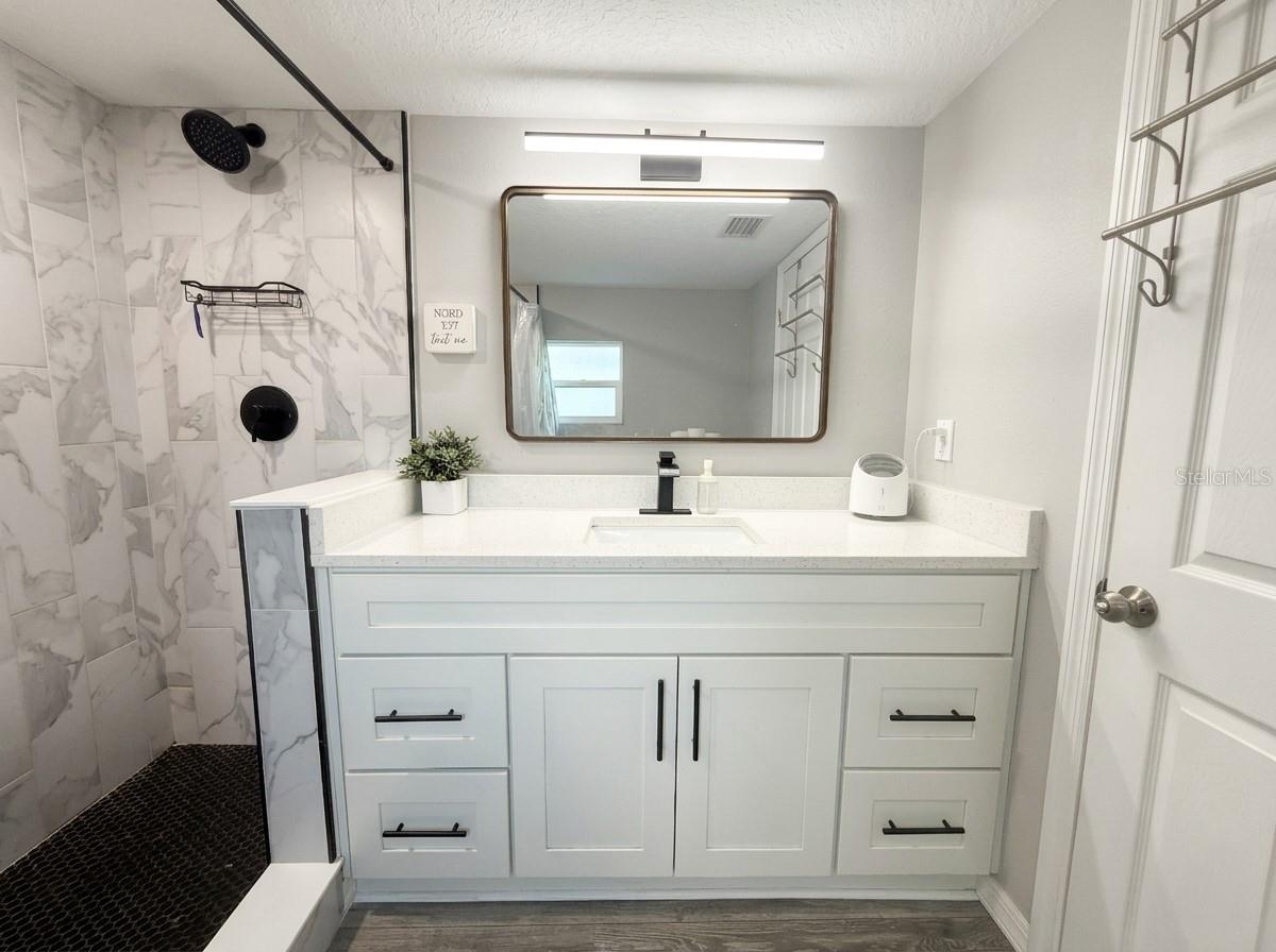 PINE GROVE PARK - Residential