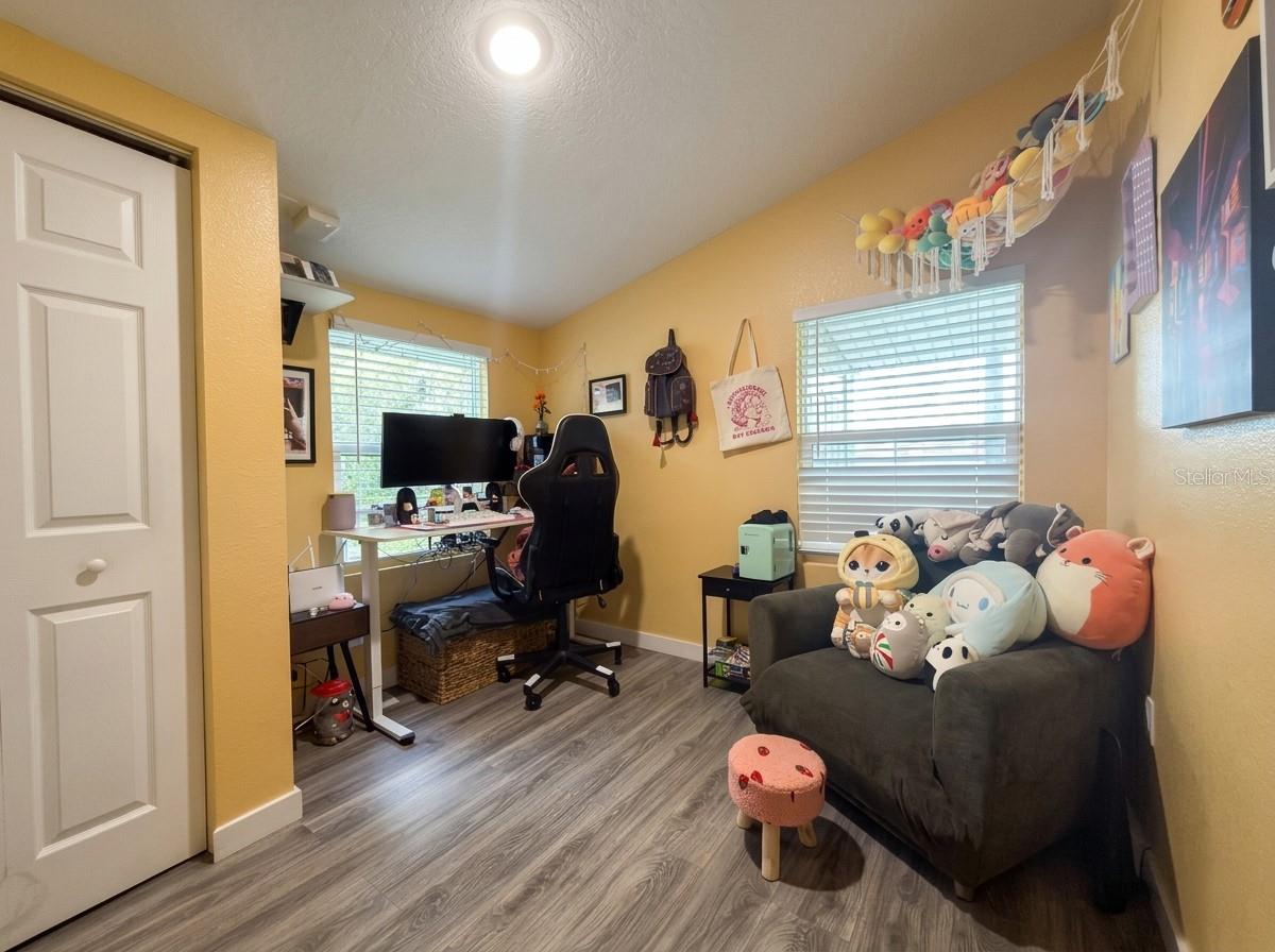 PINE GROVE PARK - Residential