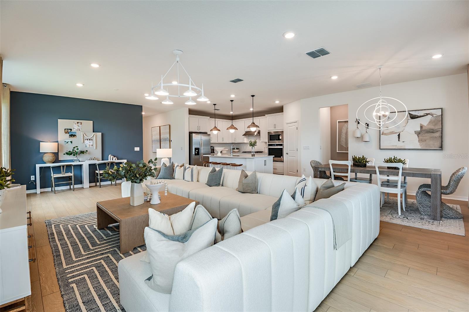 VIDAS WAY LEGACY PHASE 1A - Residential
