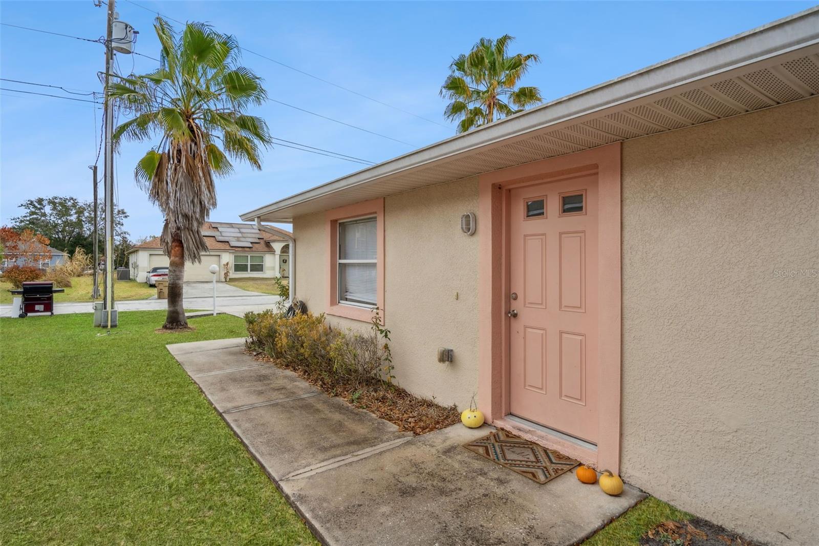 303 AZINCOURT LANE A & B