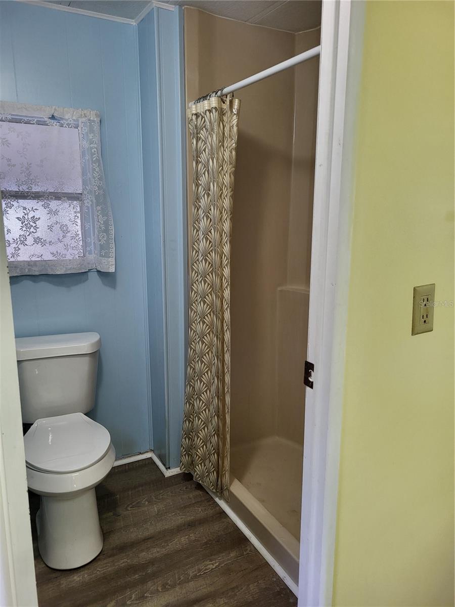 MAPLE LEAF MOBILE HOME PARK CONDO - Residential Lease