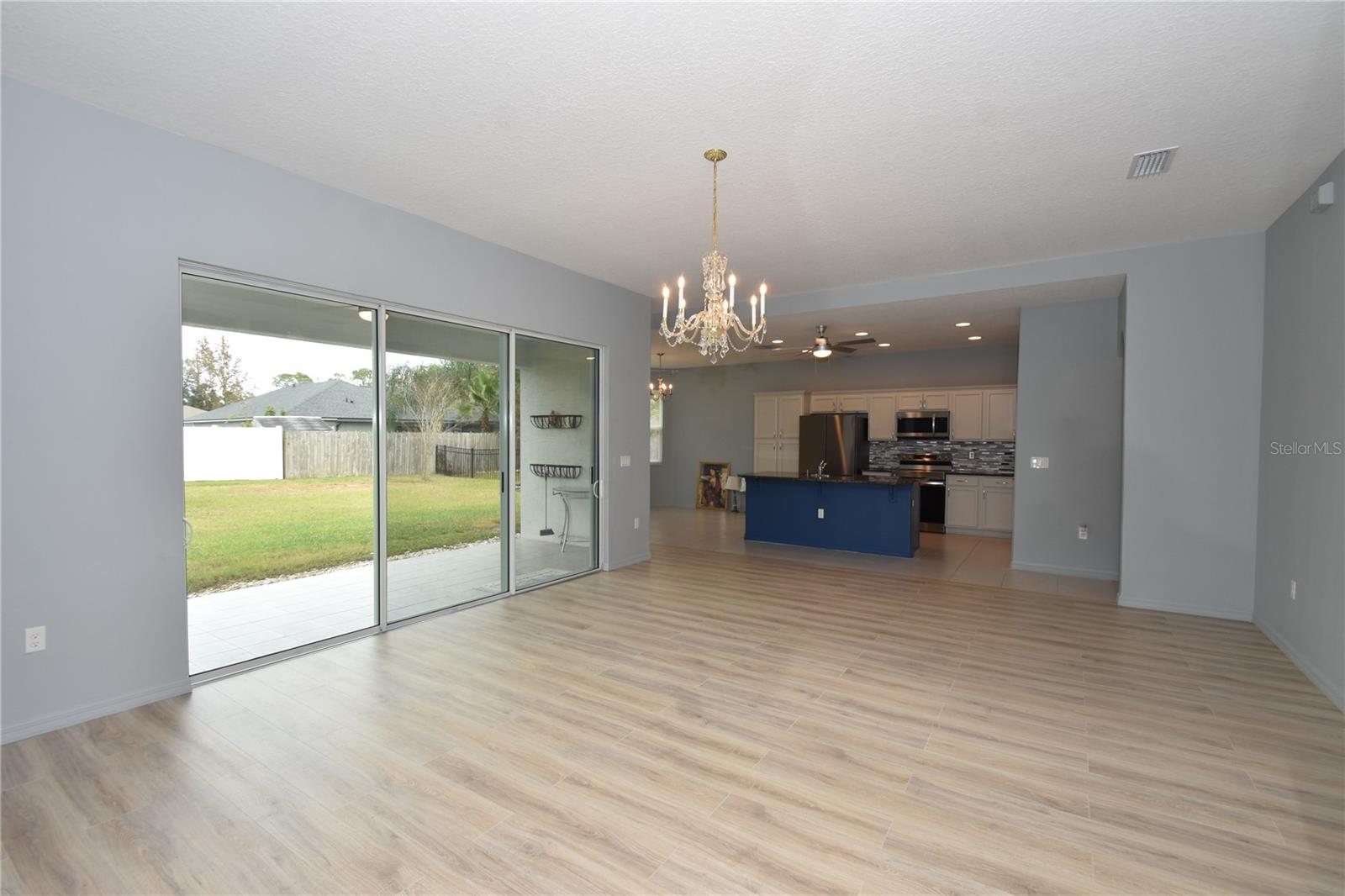 LEHIGH WOODS - Residential Lease