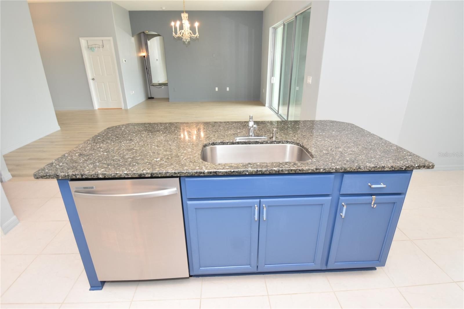 LEHIGH WOODS - Residential Lease