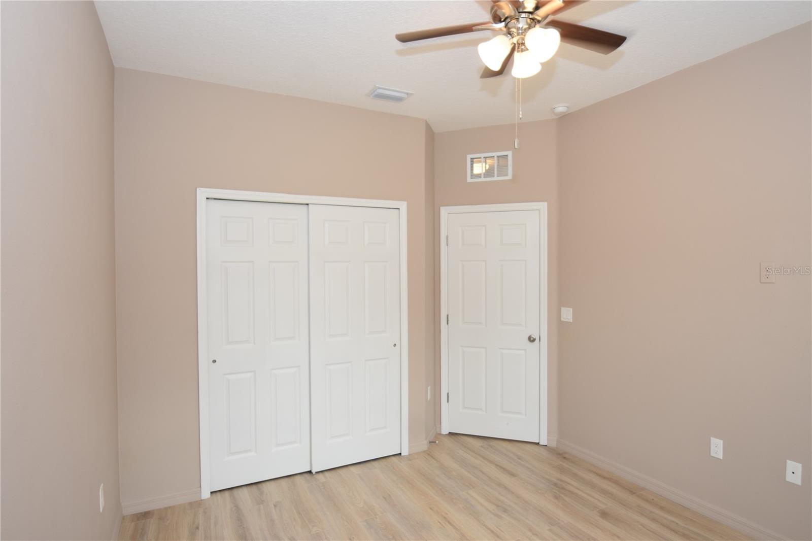 LEHIGH WOODS - Residential Lease