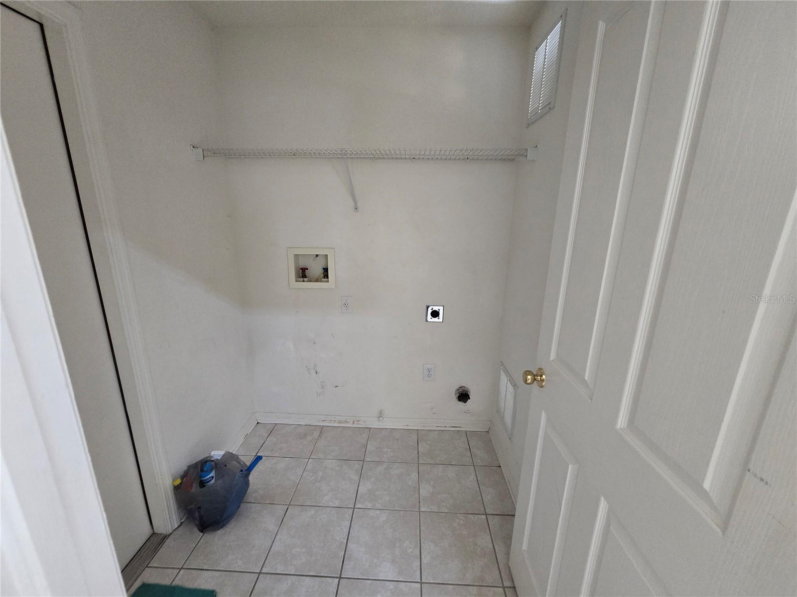 OAK GROVE PH 02 - Residential Lease