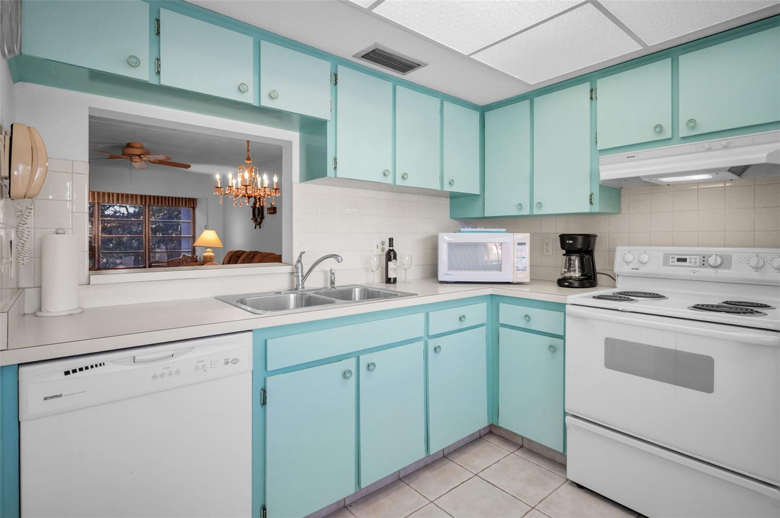 HEATHER LAKE APTS CONDO - Residential