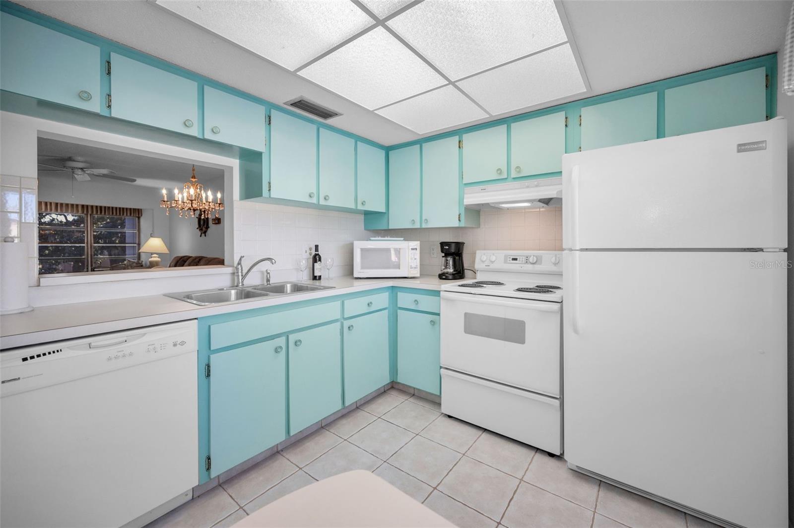 HEATHER LAKE APTS CONDO - Residential