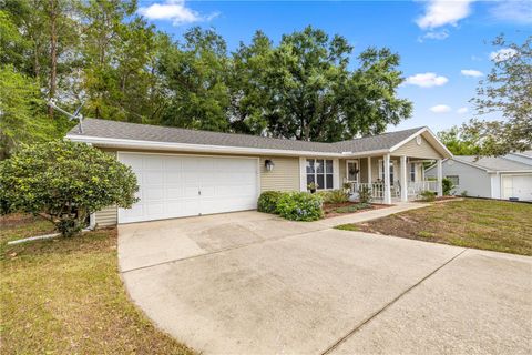 Photo of 8137 SW 117th Loop, Ocala, FL 34481 (MLS # OM702406)