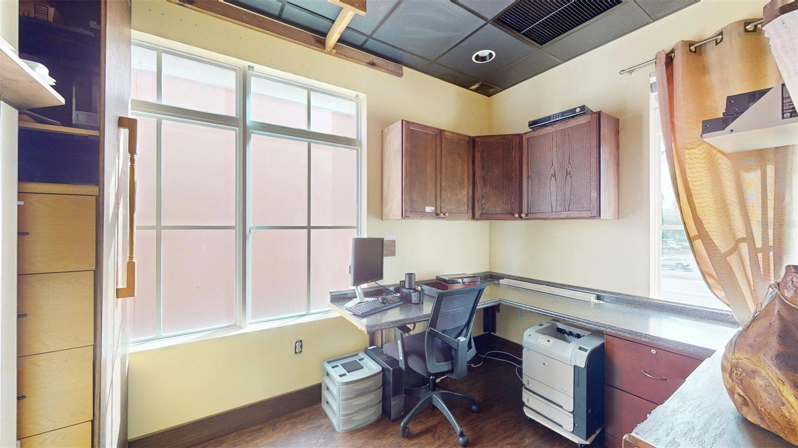 PHASE 1 OF BAY STREET - Commercial Sale