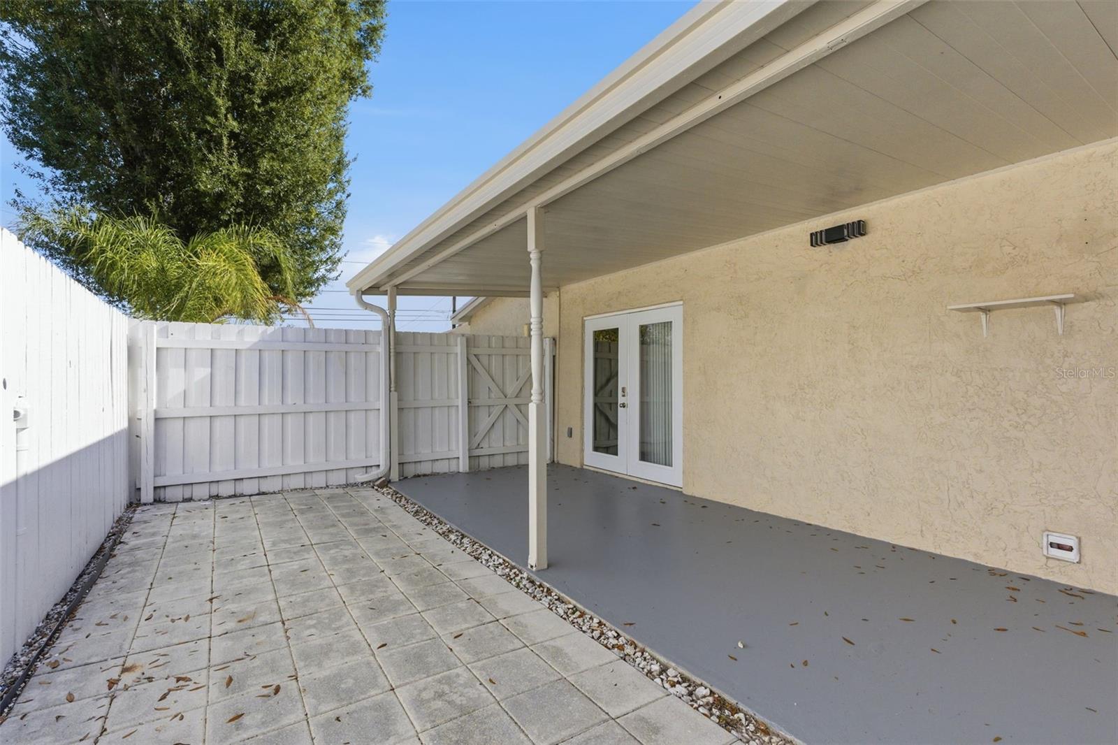 OLDSMAR COUNTRY CLUB ESTATES SEC 3 - Residential