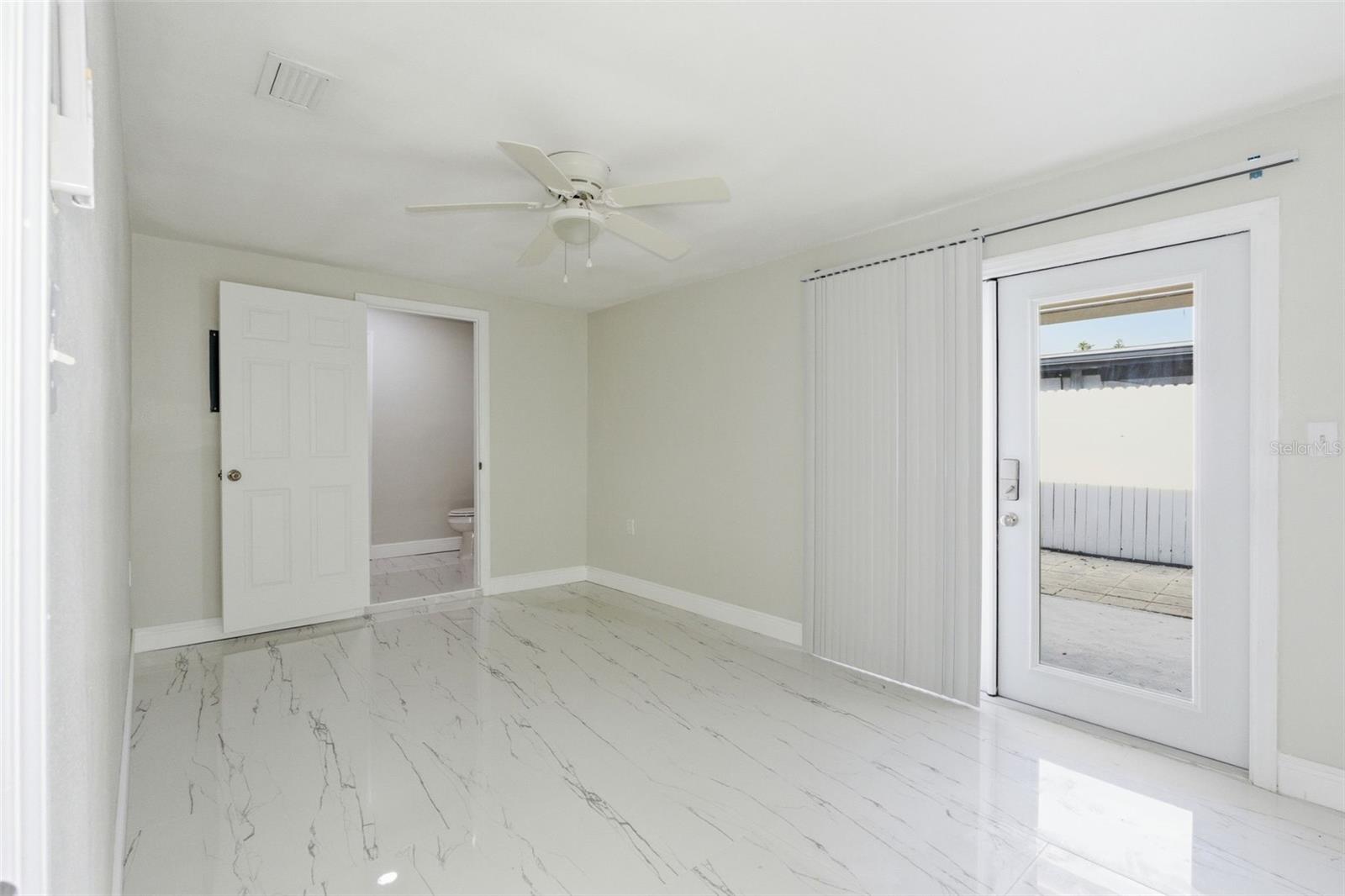 OLDSMAR COUNTRY CLUB ESTATES SEC 3 - Residential