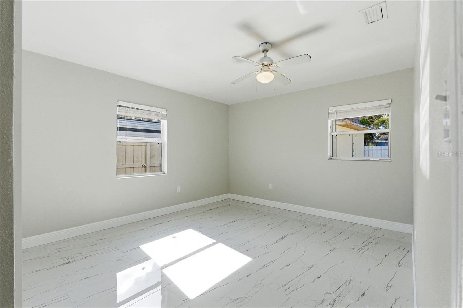 OLDSMAR COUNTRY CLUB ESTATES SEC 3 - Residential