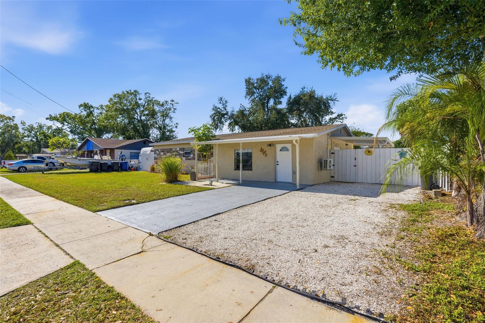 OLDSMAR COUNTRY CLUB ESTATES SEC 3 - Residential