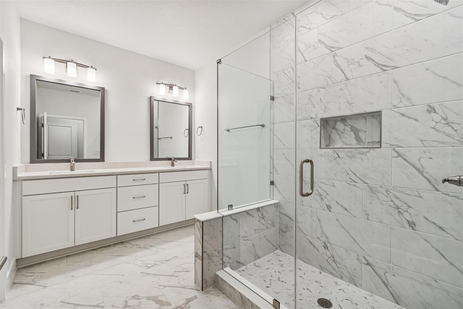 APEX AT SEMINOLE HEIGHTS - Residential