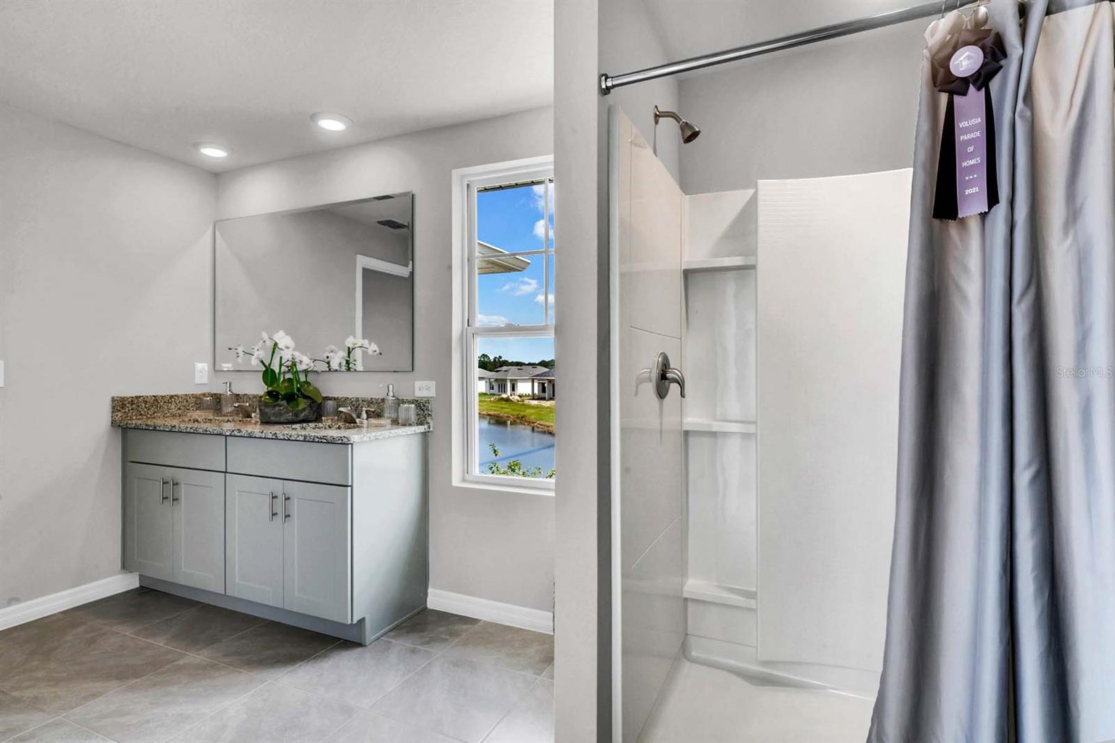 Palms-Ph 5 - Residential