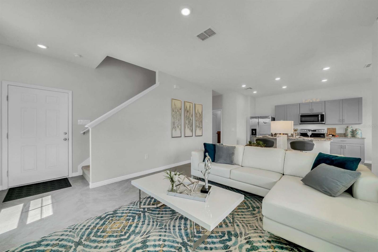 Palms-Ph 5 - Residential