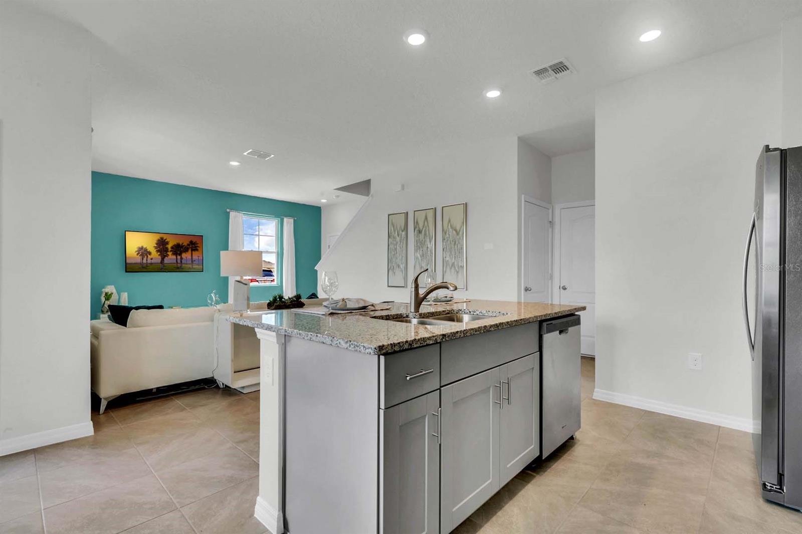 Palms-Ph 5 - Residential