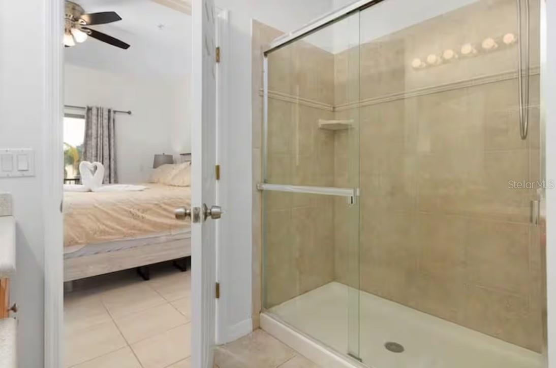 OAKWATER CONDO PH 1 - Residential