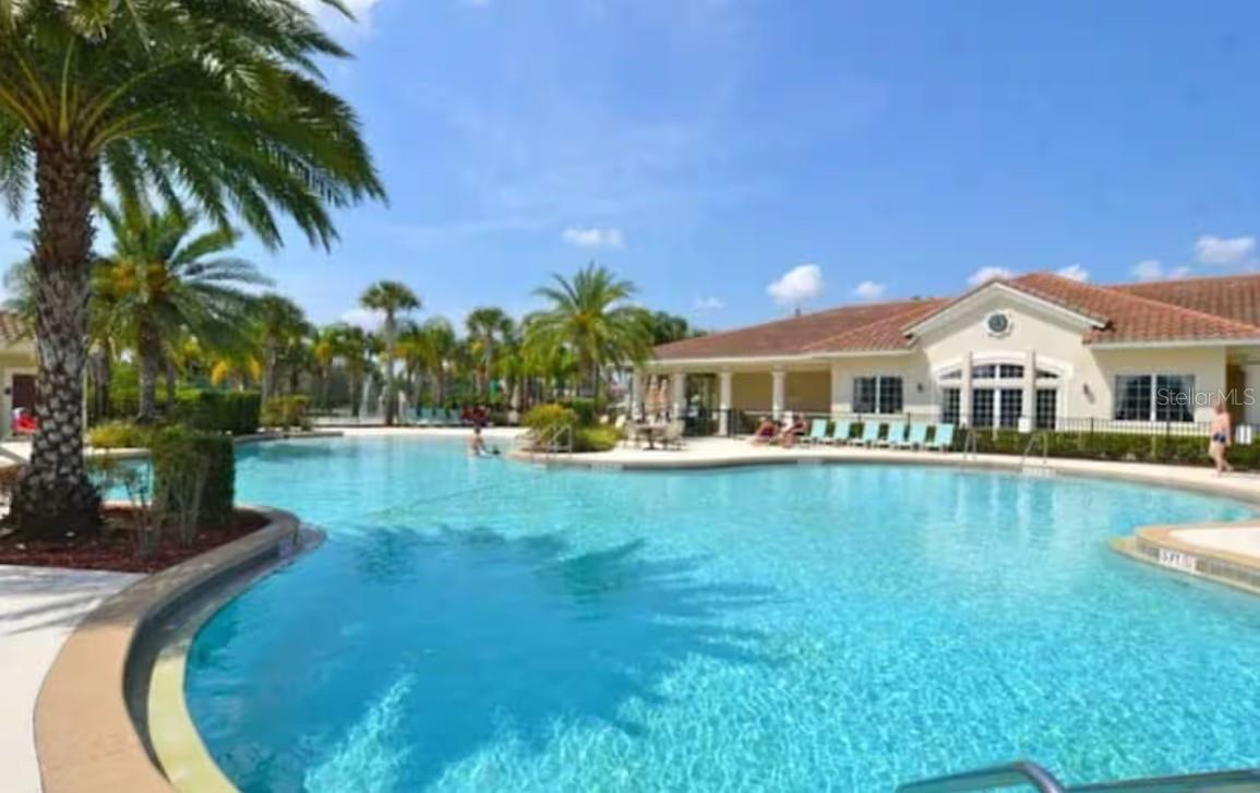 OAKWATER CONDO PH 1 - Residential