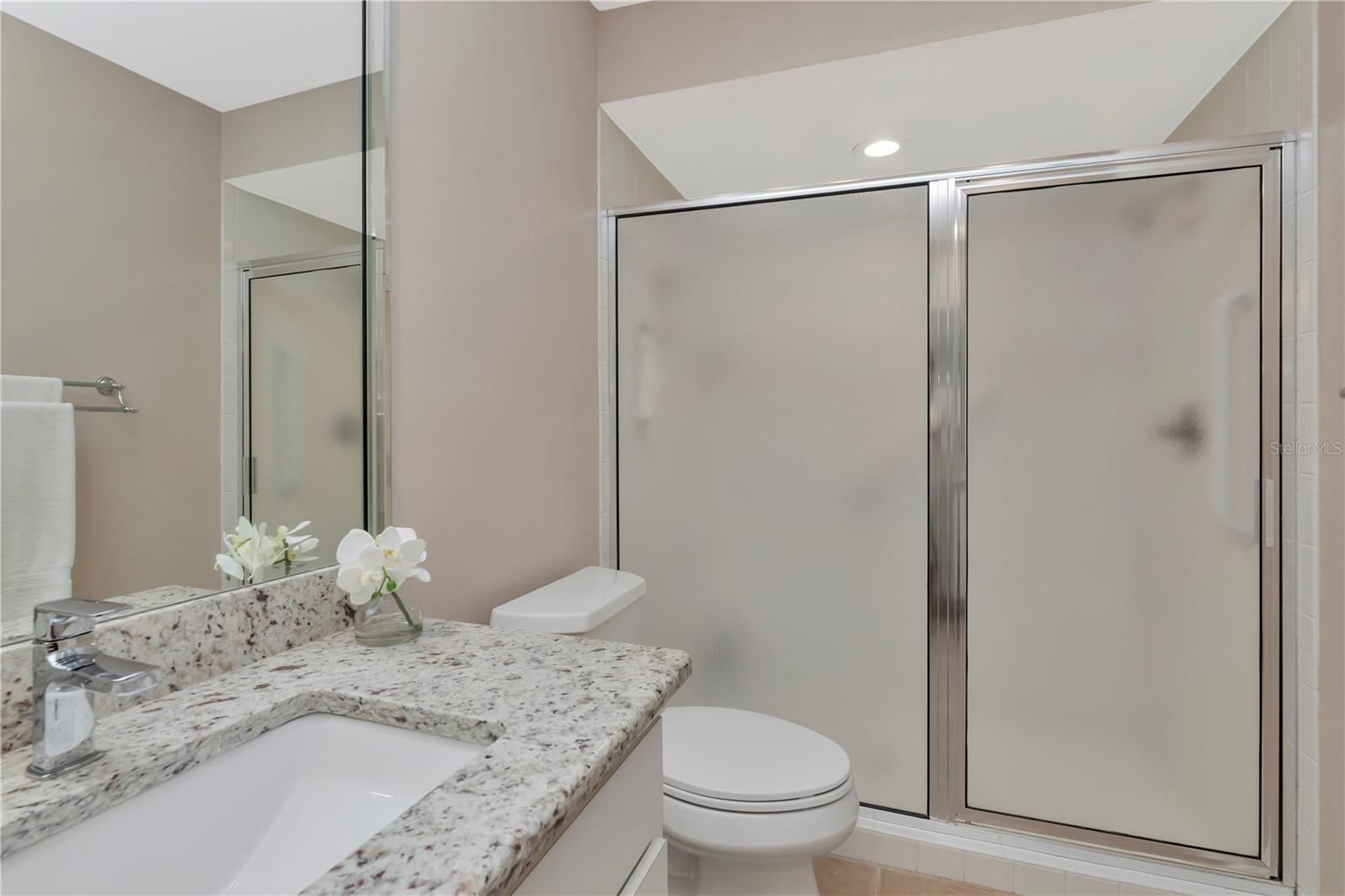 SALEM SQUARE UNIT 2 PH A - Residential