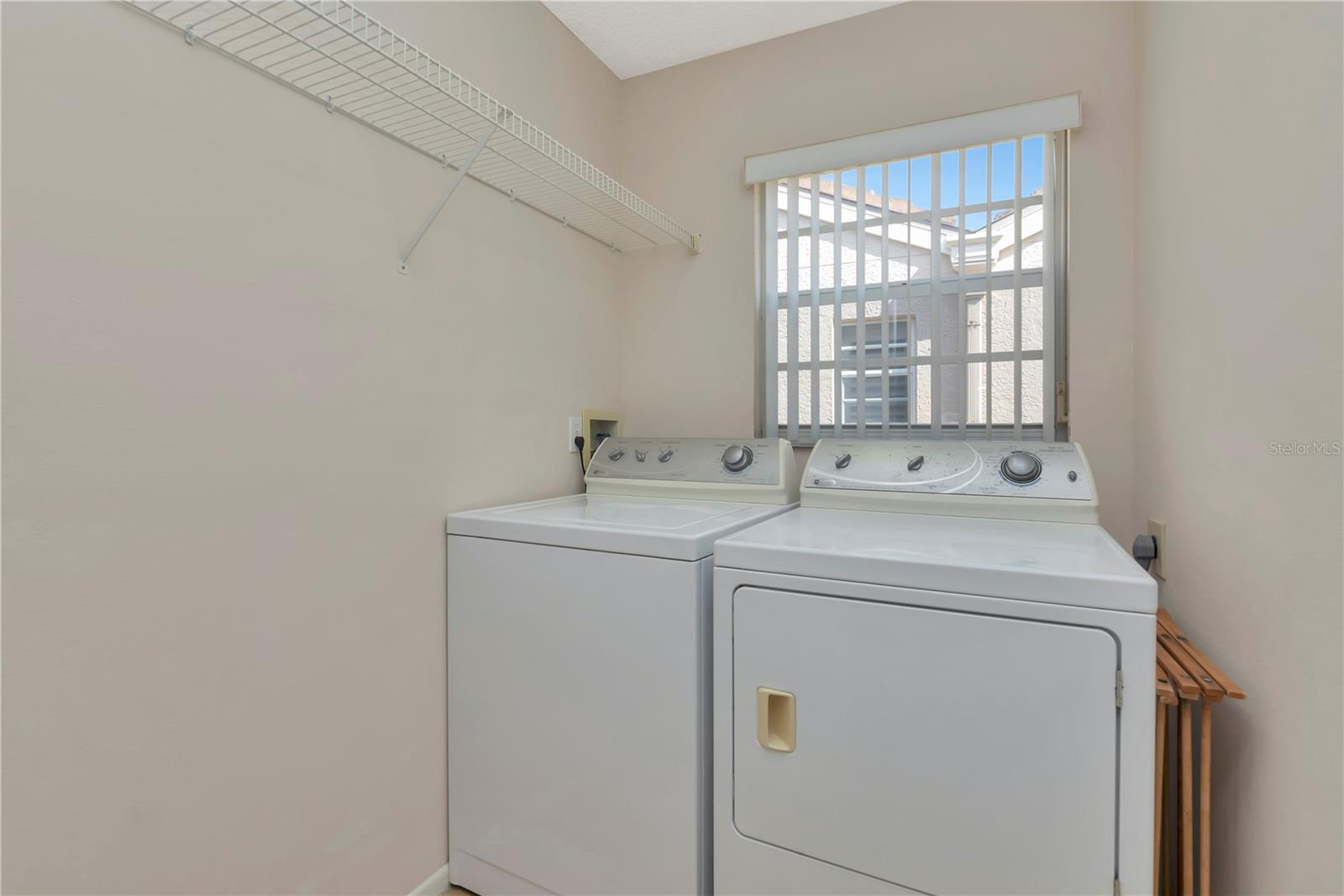 SALEM SQUARE UNIT 2 PH A - Residential