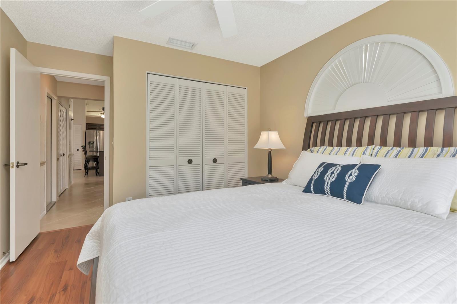 SALEM SQUARE UNIT 2 PH A - Residential