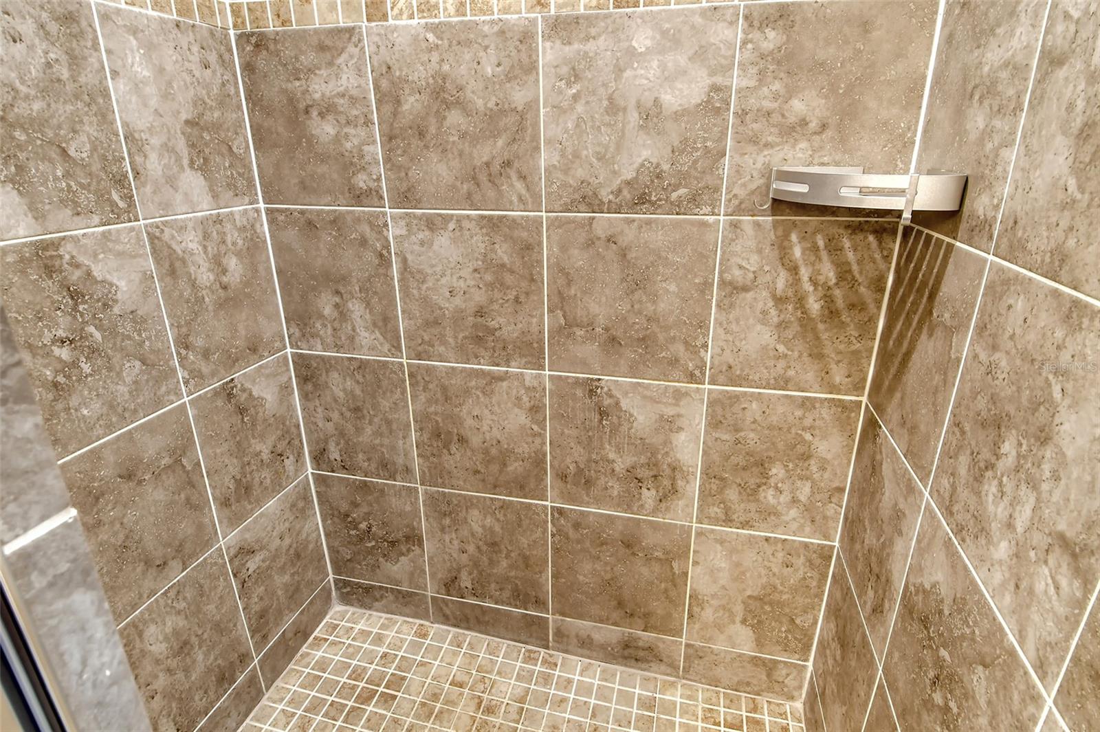 BRADFORD MANOR TWNHMS - Residential Lease