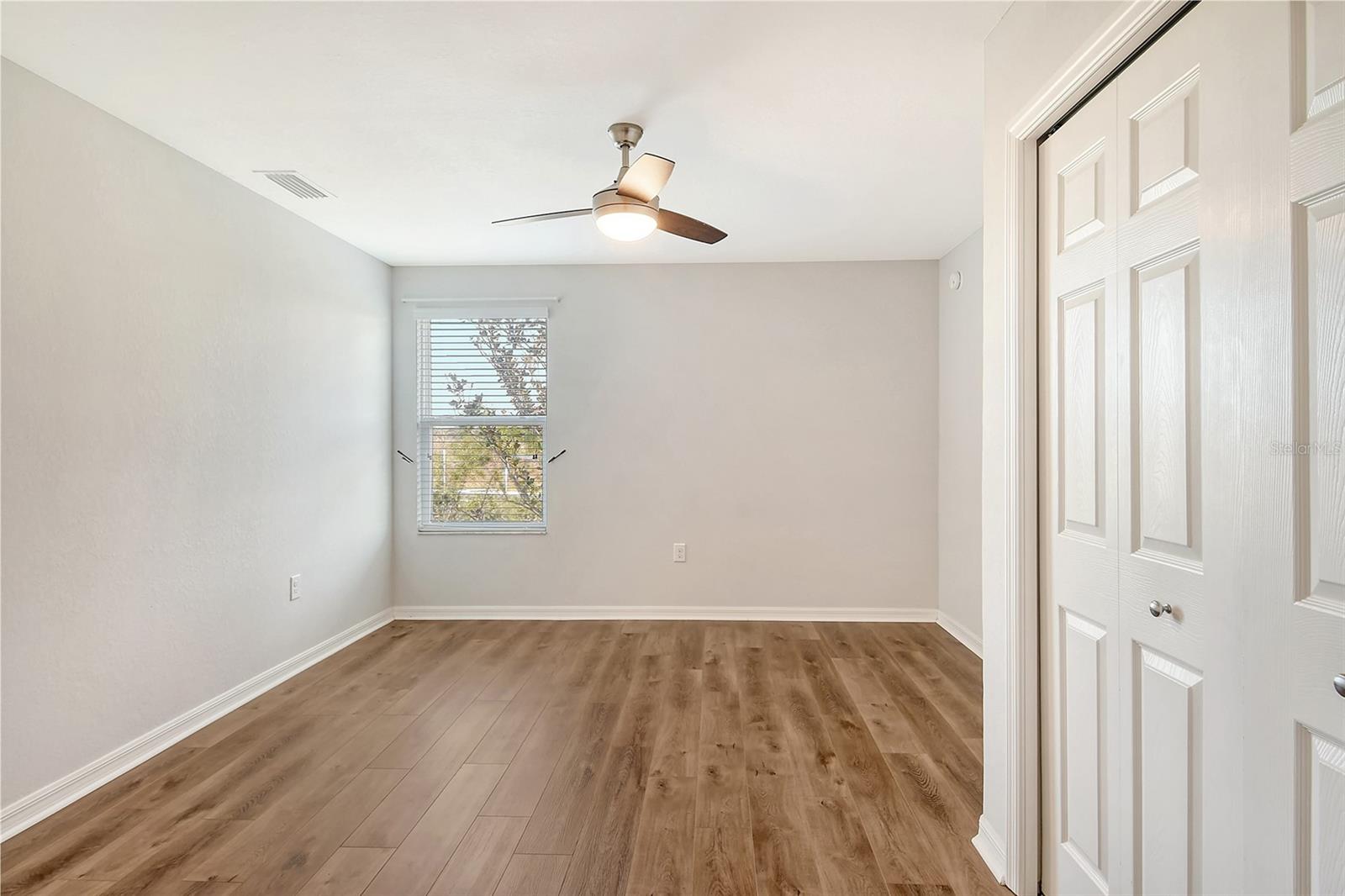 BRADFORD MANOR TWNHMS - Residential Lease