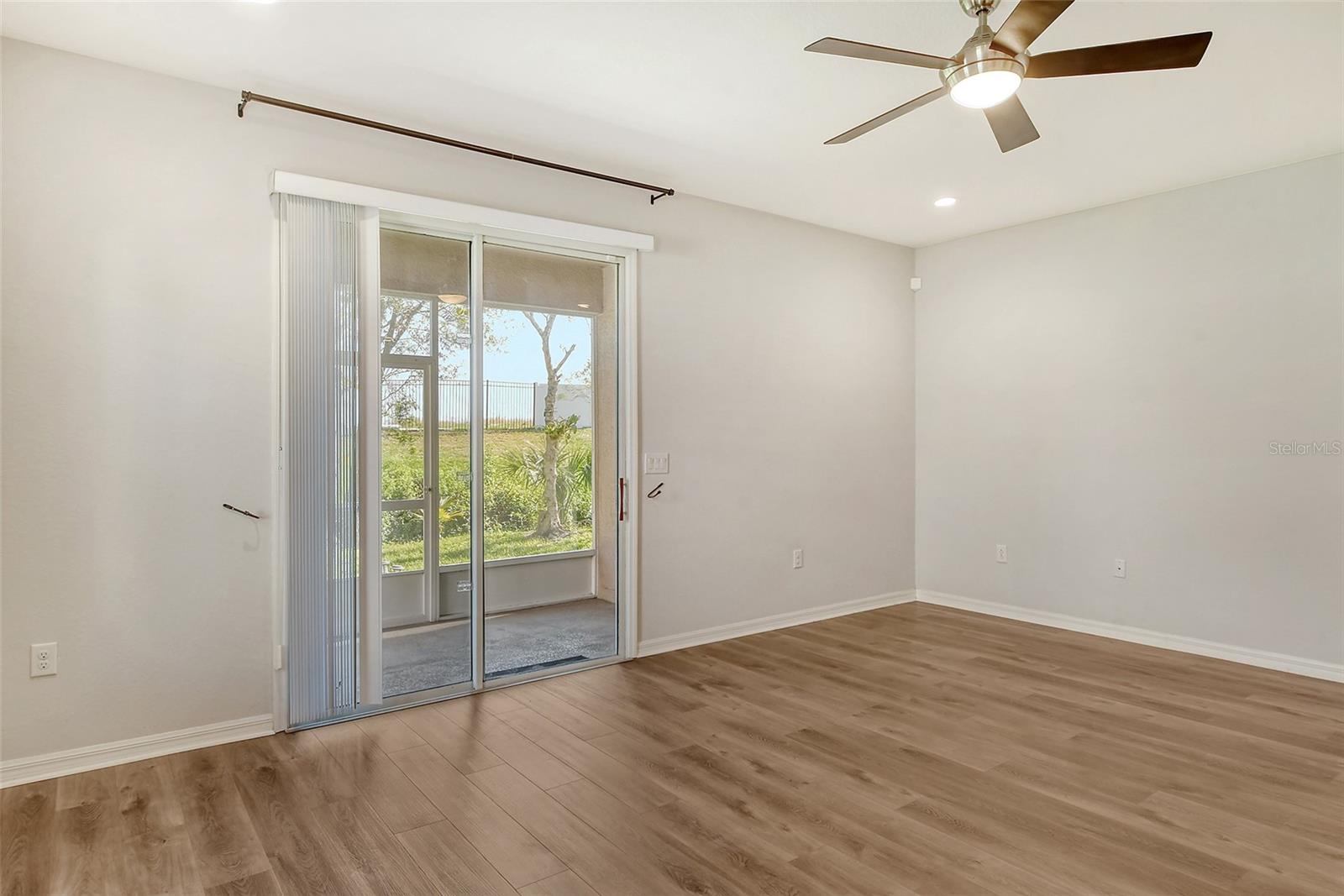 BRADFORD MANOR TWNHMS - Residential Lease