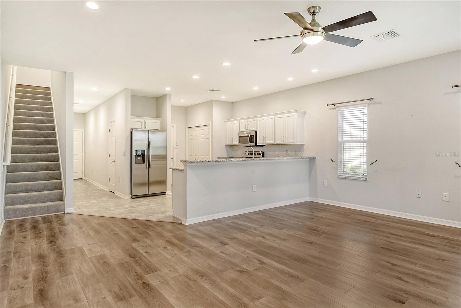 BRADFORD MANOR TWNHMS - Residential Lease