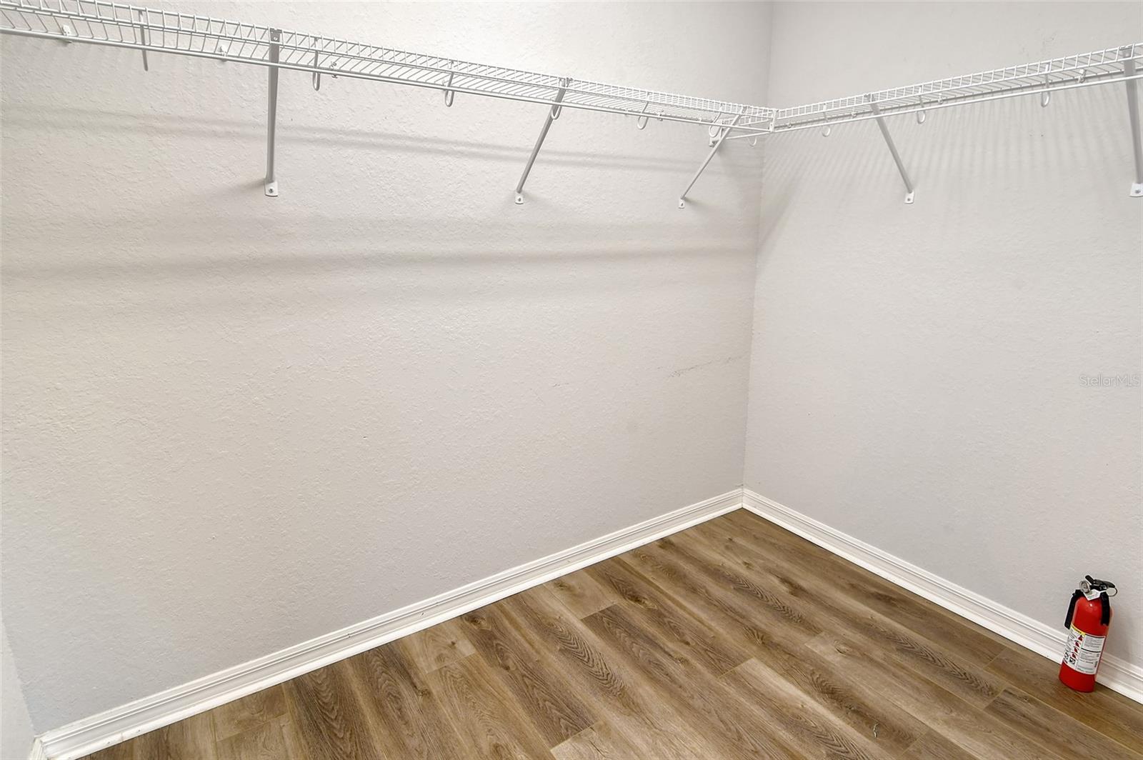 BRADFORD MANOR TWNHMS - Residential Lease