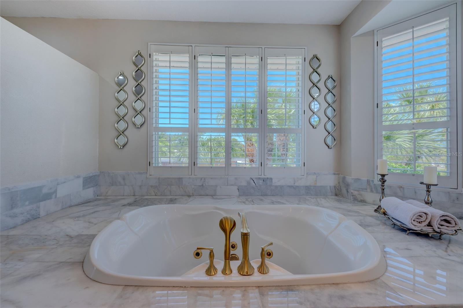 PARADISE ISLAND 1ST ADD - Residential