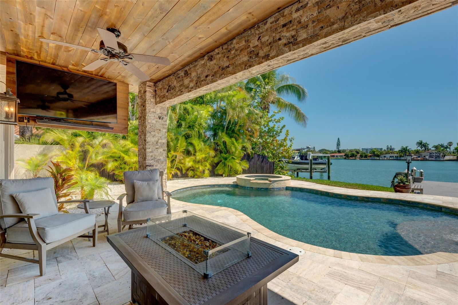 PARADISE ISLAND 1ST ADD - Residential