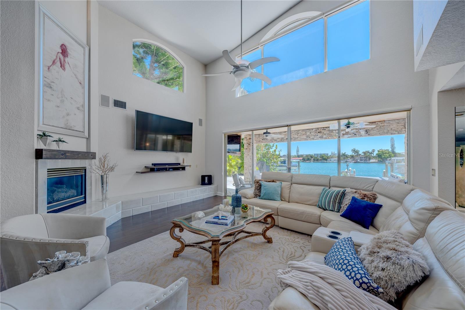 PARADISE ISLAND 1ST ADD - Residential