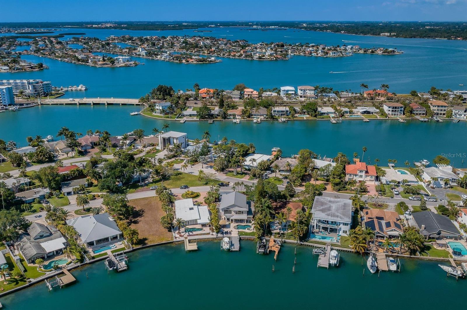 PARADISE ISLAND 1ST ADD - Residential