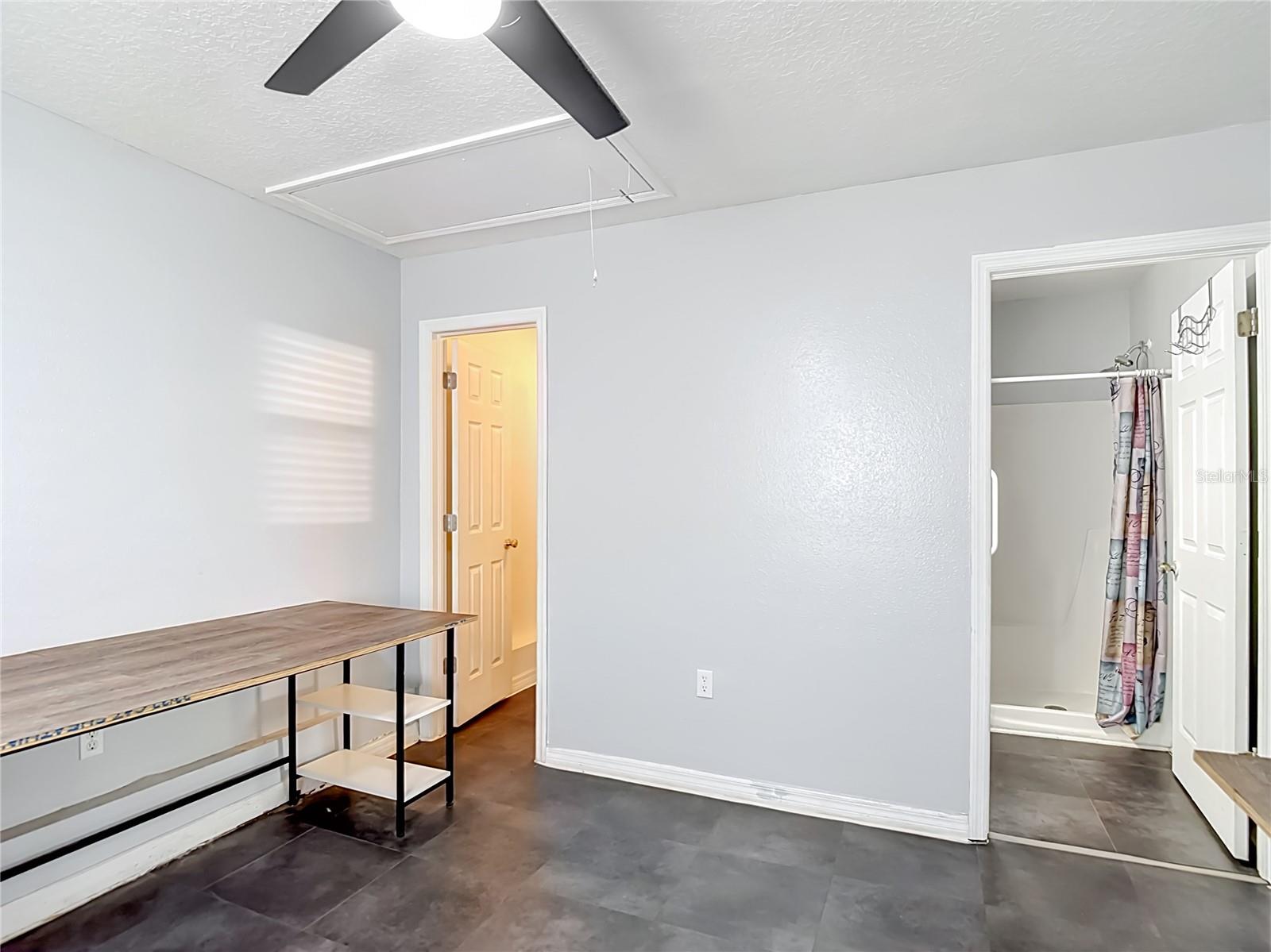 S1/2 NW1/4 SW1/4 NE1/4 12 26 21 - Residential
