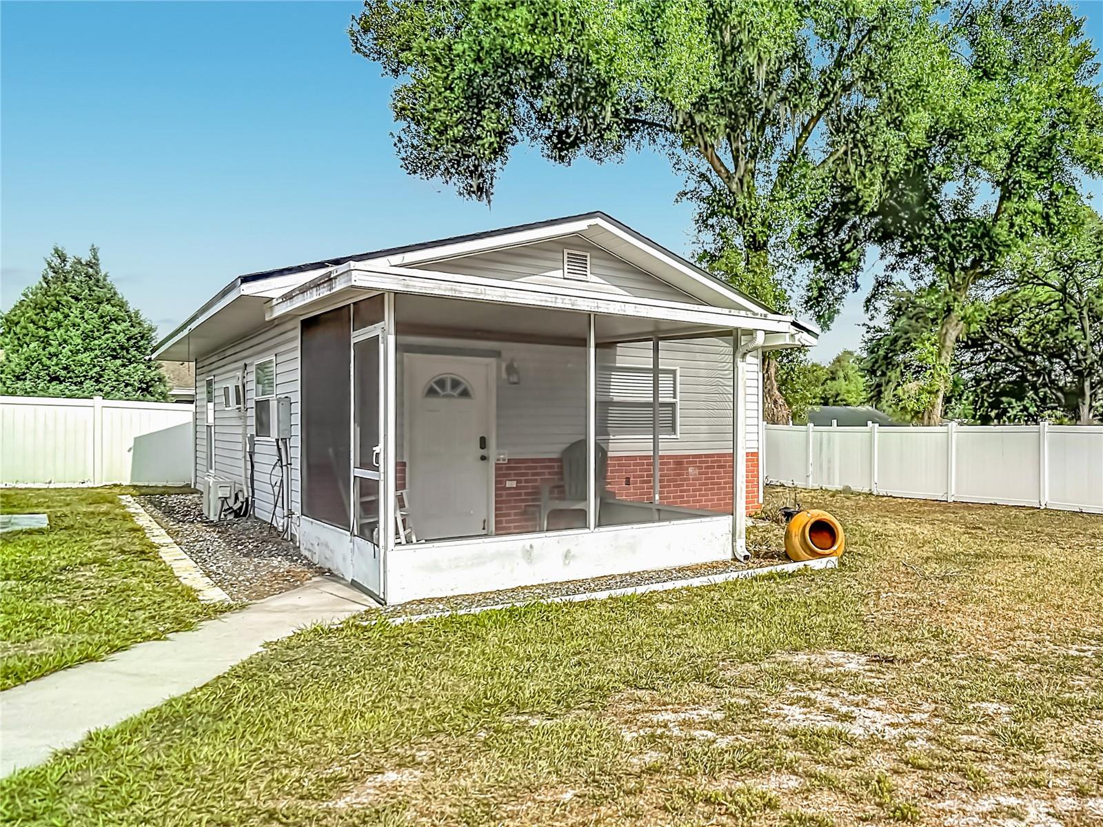 S1/2 NW1/4 SW1/4 NE1/4 12 26 21 - Residential